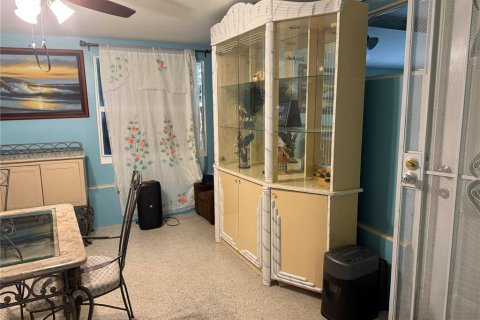 Casa en alquiler en Palm Springs, Florida, 3 dormitorios, 811.97 m2 № 1831229 - foto 5