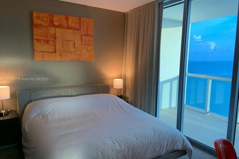 Condominio en venta en Sunny Isles Beach, Florida, 2 dormitorios, 84.36 m2 № 1871726 - foto 12