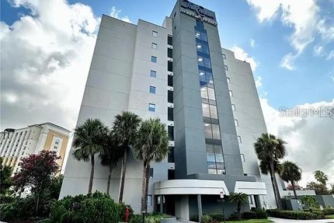 Condominio en Orlando, Florida, 2 dormitorios  № 2112286