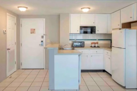 Condo in Orlando, Florida, 2 bedrooms № 2112286 - photo 11