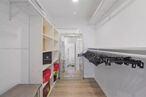 Casa en venta en Davie, Florida, 3 dormitorios, 104.24 m2 № 2071113 - foto 20