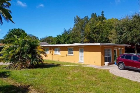 Casa en venta en Davie, Florida, 3 dormitorios, 104.24 m2 № 2071113 - foto 15