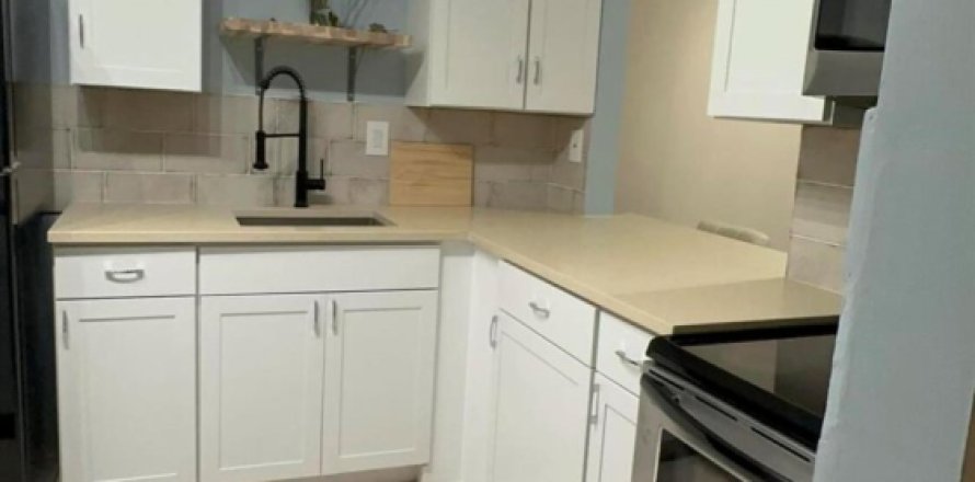 Condominio en Lake Worth, Florida, 2 dormitorios № 590802
