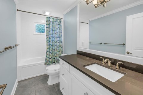 House in Saint Petersburg, Florida 5 bedrooms, 291.34 sq.m. № 2220593 - photo 27