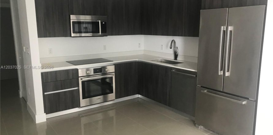 Condo à Miami, Floride, 1 chambre № 2153887