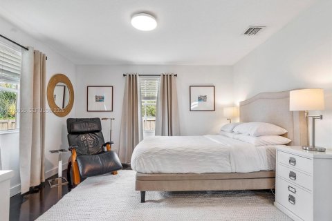 Villa ou maison à vendre à Hallandale Beach, Floride: 4 chambres, 139.17 m2 № 2172901 - photo 17