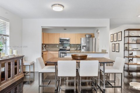 Villa ou maison à vendre à Hallandale Beach, Floride: 4 chambres, 139.17 m2 № 2172901 - photo 8