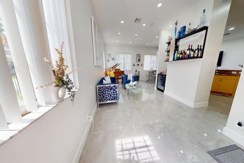 House in West Palm Beach, Florida 3 bedrooms, 176.51 sq.m. № 2241890 - photo 4
