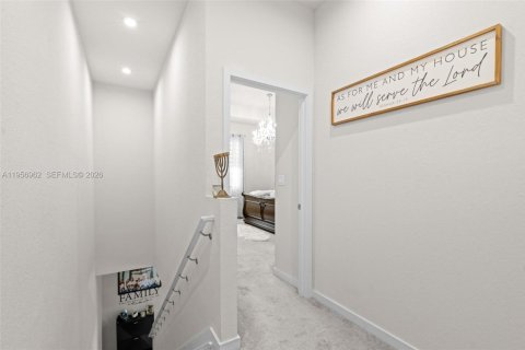 Townhouse in Homestead, Florida 3 bedrooms, 158.4 sq.m. № 2011604 - photo 22