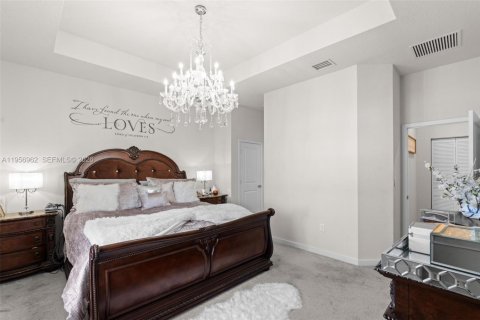 Townhouse in Homestead, Florida 3 bedrooms, 158.4 sq.m. № 2011604 - photo 14