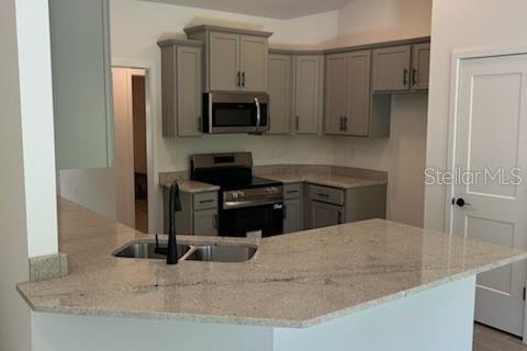 Casa en venta en North Port, Florida, 3 dormitorios, 186.73 m2 № 1836911 - foto 4