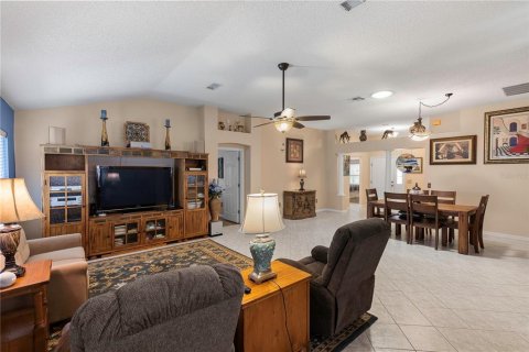 House in The Villages, Florida 3 bedrooms, 160.72 sq.m. № 1857965 - photo 10