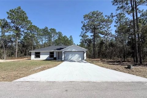 Casa en Dunnellon, Florida 3 dormitorios, 129.51 m2 № 2219810