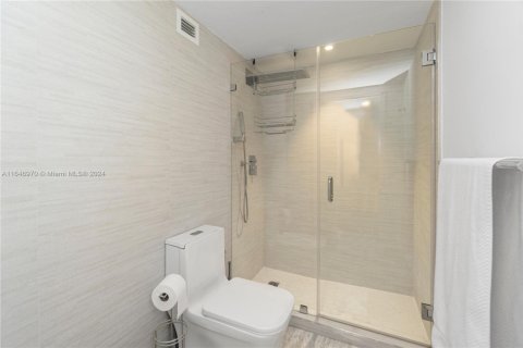 Copropriété à louer à Miami Beach, Floride: 2 chambres, 110.55 m2 № 1753715 - photo 16
