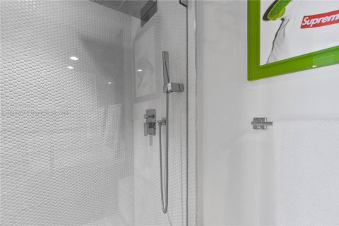 Copropriété à louer à Miami Beach, Floride: 2 chambres, 110.55 m2 № 1753715 - photo 8