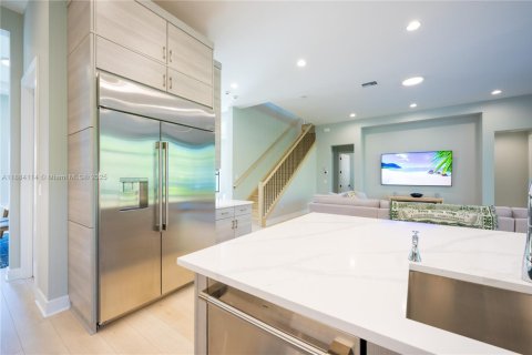 House in Palm Beach Gardens, Florida 4 bedrooms, 408.96 sq.m. № 1939316 - photo 16
