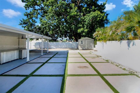 Купить виллу или дом в Хомстед, Флорида 3 спальни, 114.46м2, № 1954375 - фото 21