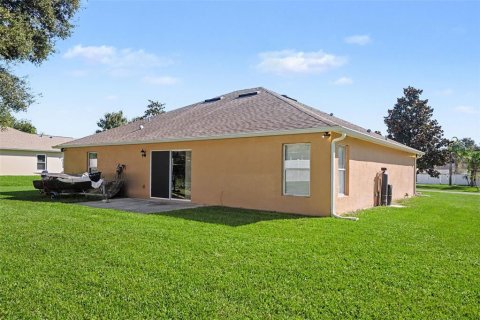 House in Leesburg, Florida 3 bedrooms, 167.69 sq.m. № 2408805 - photo 25