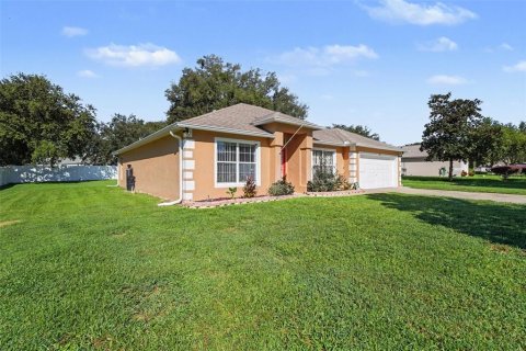 House in Leesburg, Florida 3 bedrooms, 167.69 sq.m. № 2408805 - photo 4