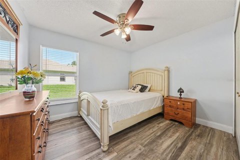 House in Leesburg, Florida 3 bedrooms, 167.69 sq.m. № 2408805 - photo 19