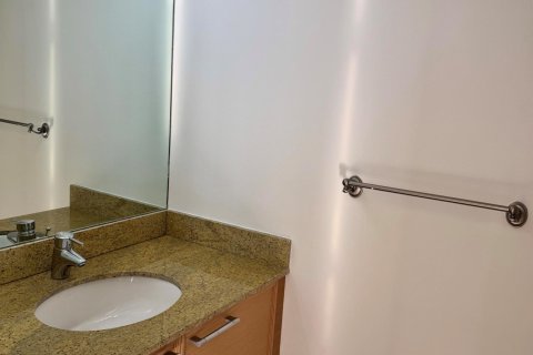 Condominio en alquiler en Sunny Isles Beach, Florida, 2 dormitorios, 124.67 m2 № 2317561 - foto 19