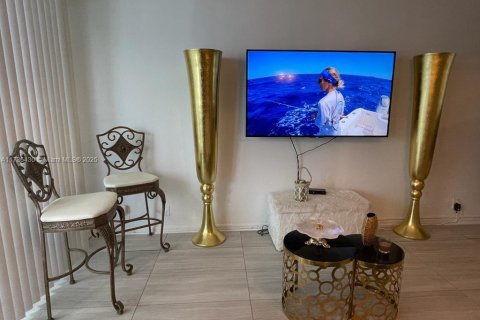 Copropriété à vendre à Miami Beach, Floride № 1985048 - photo 10