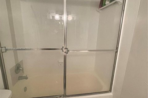 Copropriété à vendre à Miami Beach, Floride № 1985048 - photo 18