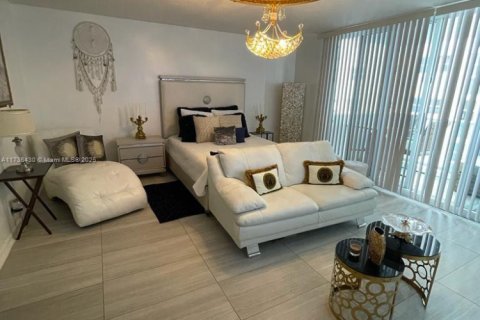 Copropriété à vendre à Miami Beach, Floride № 1985048 - photo 12