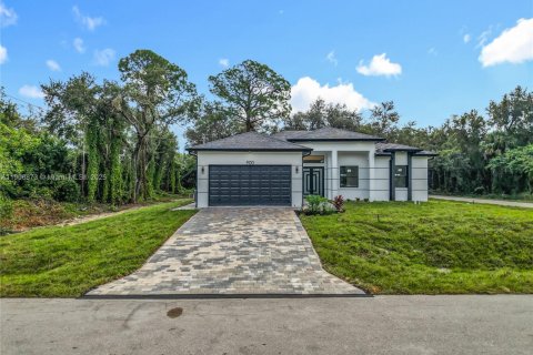 Купить виллу или дом в Лихай-Эйкерс, Флорида 4 спальни, 199.74м2, № 1965800 - фото 3