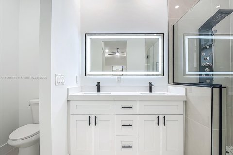 Купить виллу или дом в Лихай-Эйкерс, Флорида 4 спальни, 199.74м2, № 1965800 - фото 23