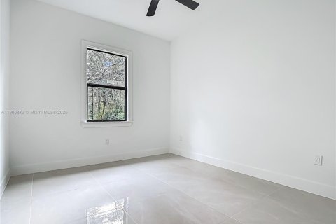 Купить виллу или дом в Лихай-Эйкерс, Флорида 4 спальни, 199.74м2, № 1965800 - фото 26