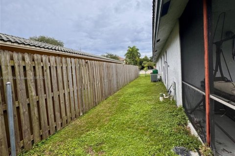Villa ou maison à vendre à Coral Springs, Floride: 3 chambres, 124.02 m2 № 1942099 - photo 12