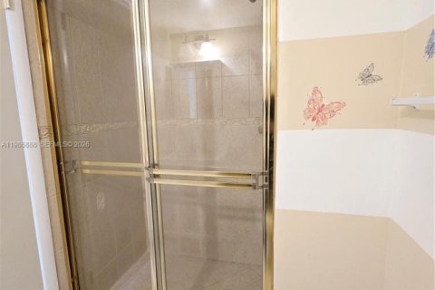 Снять в аренду кондоминиум в Майами, Флорида 2 спальни, 95.13м2, № 2048166 - фото 24