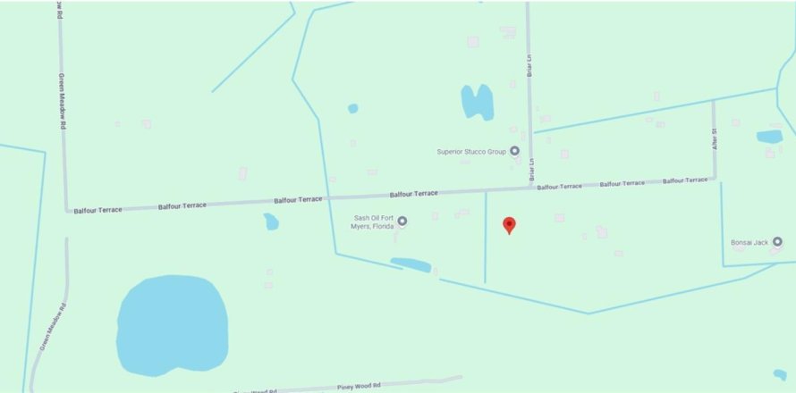 Commercial property in Fort Myers, Florida № 2146353