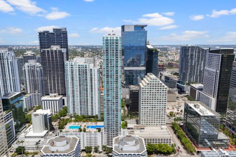 Condo in Miami, Florida, 1 bedroom  № 1816438 - photo 17
