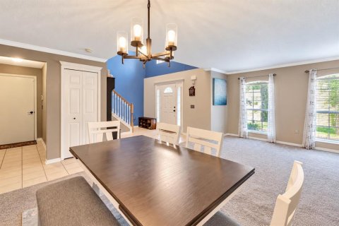 House in Homosassa, Florida 6 bedrooms, 371.33 sq.m. № 2393944 - photo 7