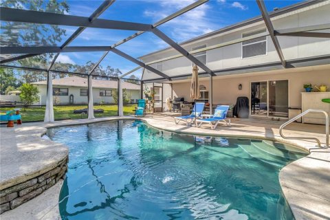 House in Homosassa, Florida 6 bedrooms, 371.33 sq.m. № 2393944 - photo 28