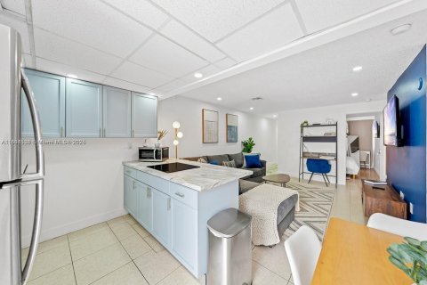 Copropriété à louer à Miami, Floride: 3 chambres, 96.25 m2 № 1931329 - photo 27