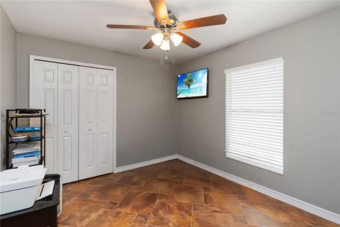 House in Oviedo, Florida 3 bedrooms, 148.55 sq.m. № 1870464 - photo 22
