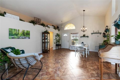 House in Oviedo, Florida 3 bedrooms, 148.55 sq.m. № 1870464 - photo 7