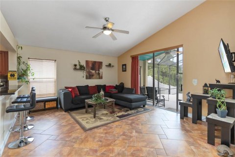 House in Oviedo, Florida 3 bedrooms, 148.55 sq.m. № 1870464 - photo 14