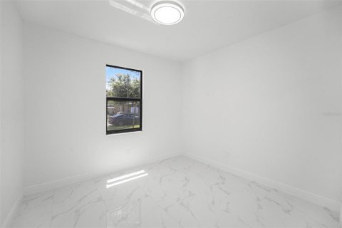 House in Saint Petersburg, Florida 3 bedrooms, 125.51 sq.m. № 1829388 - photo 19