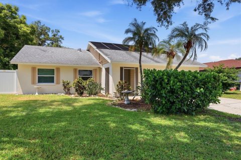 House in Sarasota, Florida 3 bedrooms, 132.01 sq.m. № 2234485 - photo 4