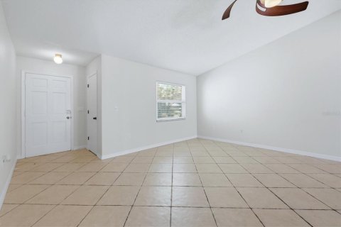 House in Sarasota, Florida 3 bedrooms, 132.01 sq.m. № 2234485 - photo 7