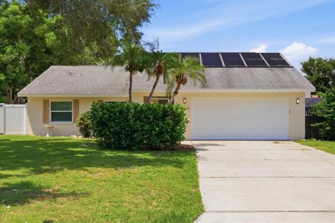 House in Sarasota, Florida 3 bedrooms, 132.01 sq.m. № 2234485 - photo 3