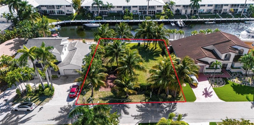Terrain à Fort Lauderdale, Floride № 1959873