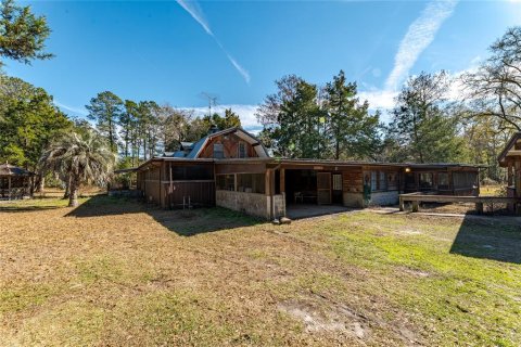 House in Hilliard, Florida 4 bedrooms, 270.53 sq.m. № 2119352