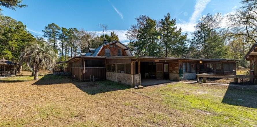 Villa ou maison à Hilliard, Floride 4 chambres, 270.53 m2 № 2119352