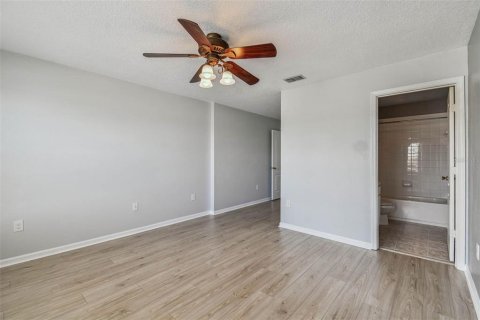 House in Wesley Chapel, Florida 3 bedrooms, 205.41 sq.m. № 1885234 - photo 29