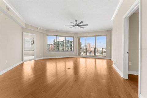 Copropriété à vendre à Tampa, Floride: 2 chambres, 145.95 m2 № 2284083 - photo 2